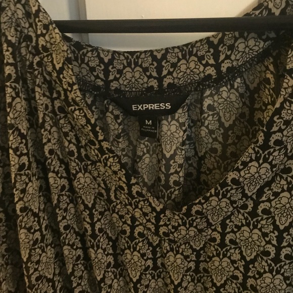 Express dress - Picture 3 of 4